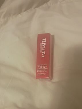 ONE/SIZE Fantasize Lifting & Lengthening Mascara -Bodacious Black